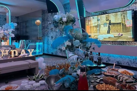 海口夜场高薪诚聘女营销 日结1300起包住宿