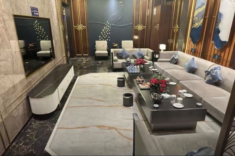 兴安盟KTV礼宾员招聘 点亮草原之夜